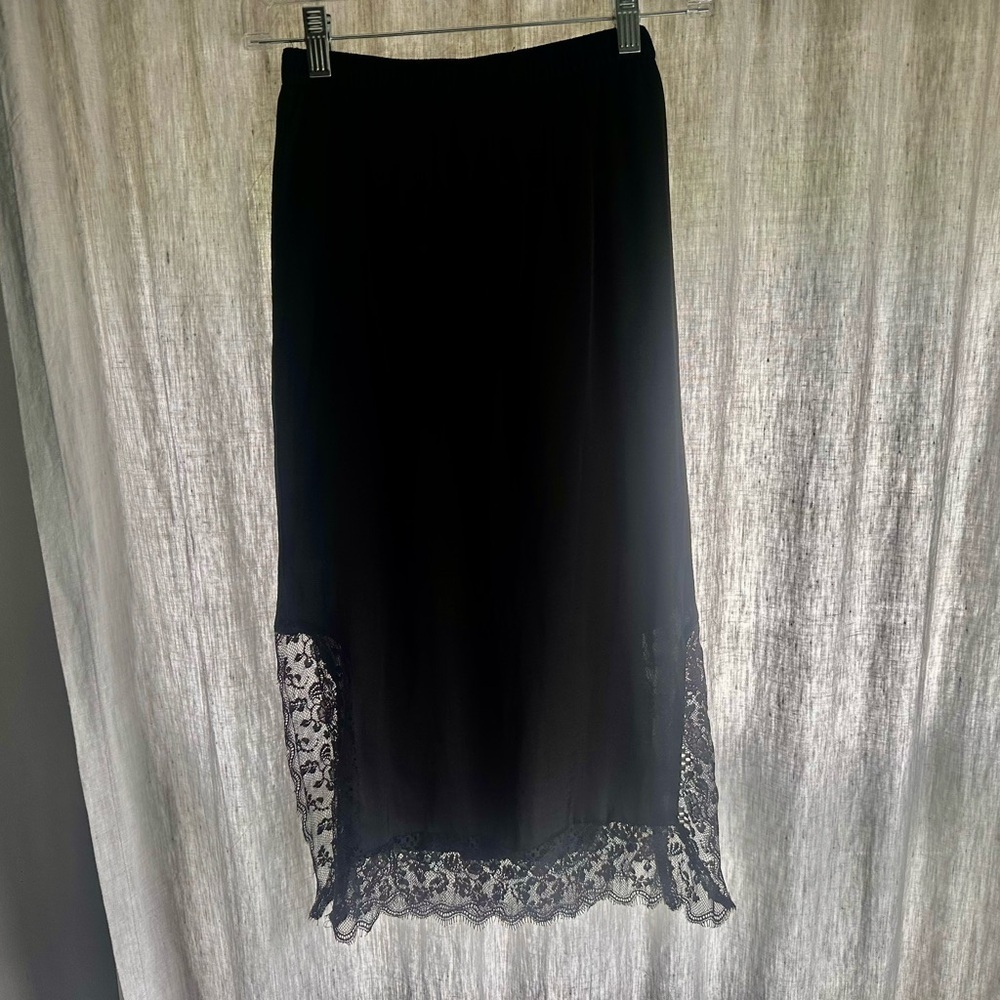 WeWoreWhat Black Skirt - Picture 3 of 3